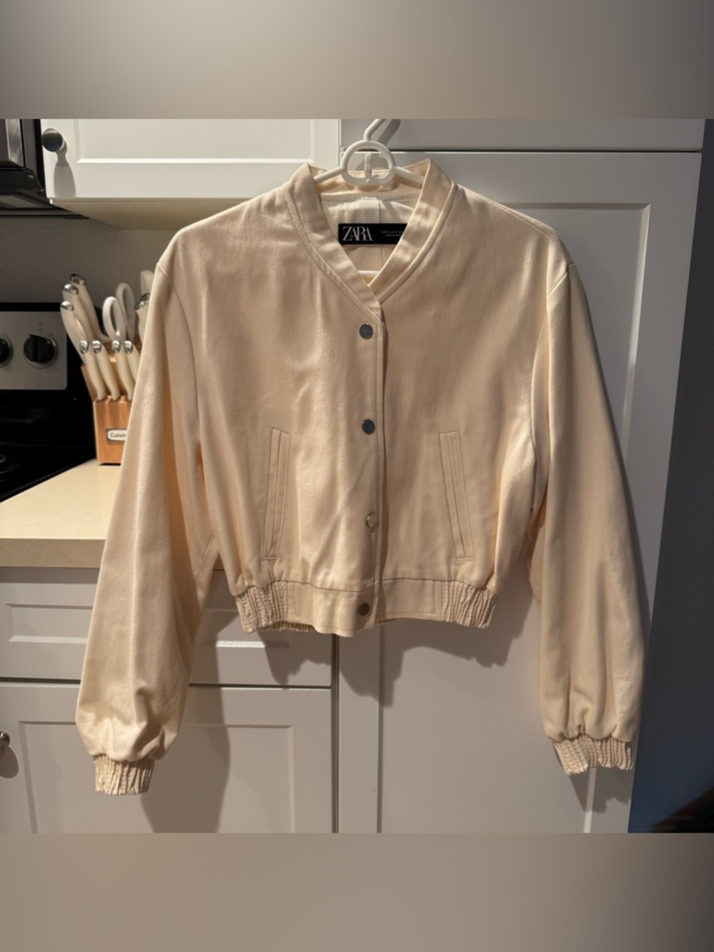 Zara Jacket - Picture 2 of 2